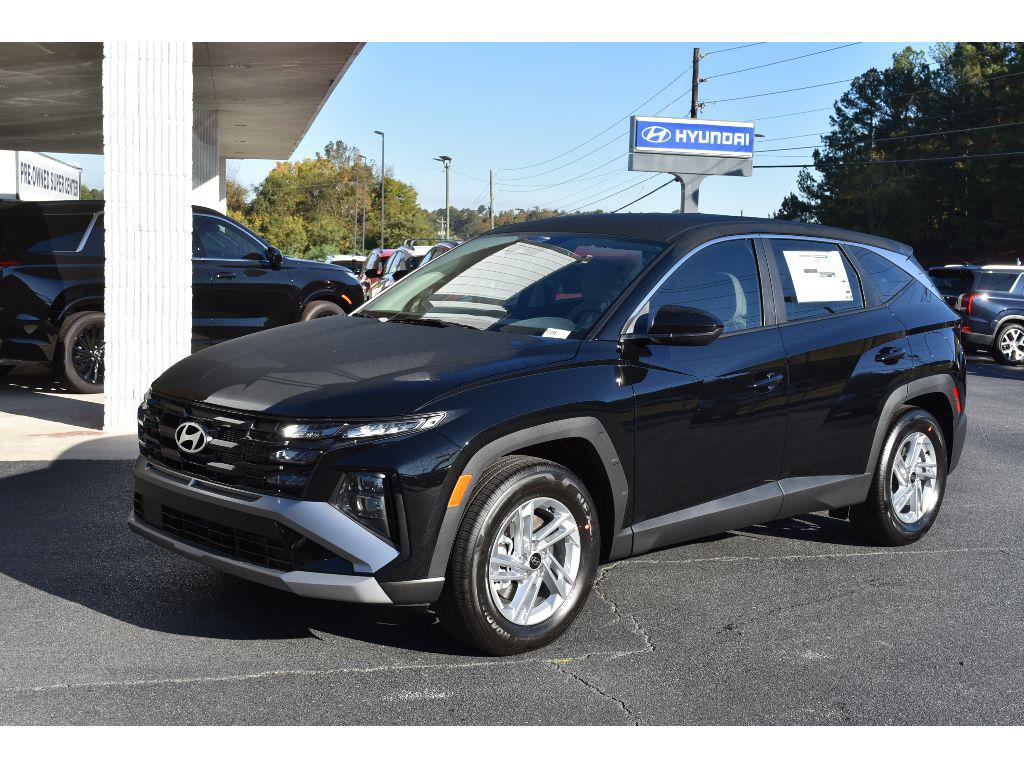 2026 Hyundai Tucson SE's photo