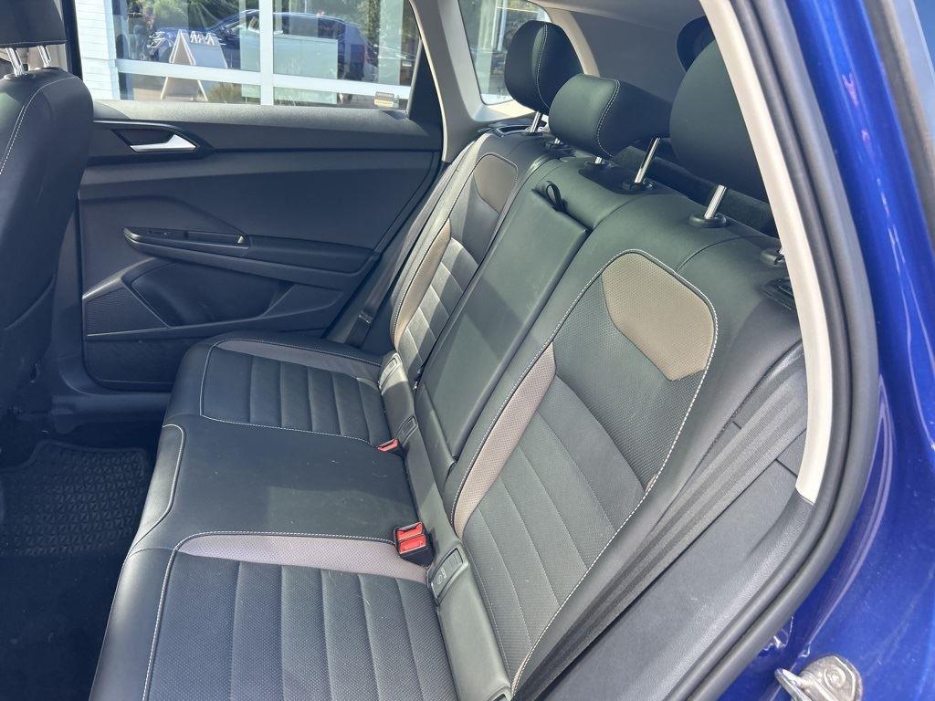 2022 Volkswagen Taos SEL photo 5