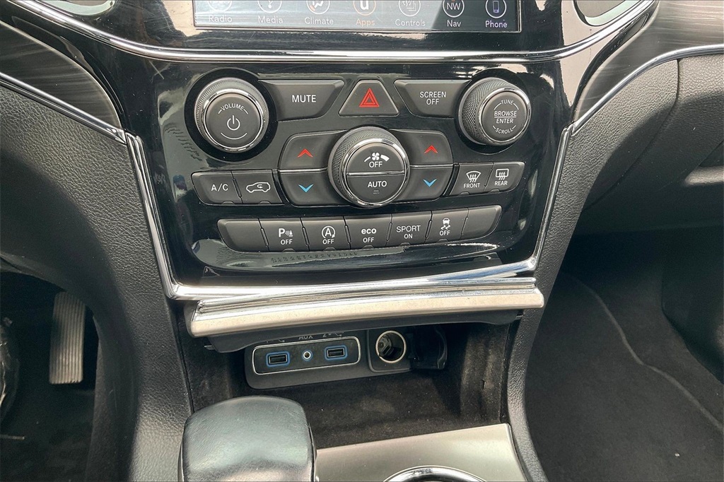 2019 JEEP GRAND CHEROKEE - Image 32