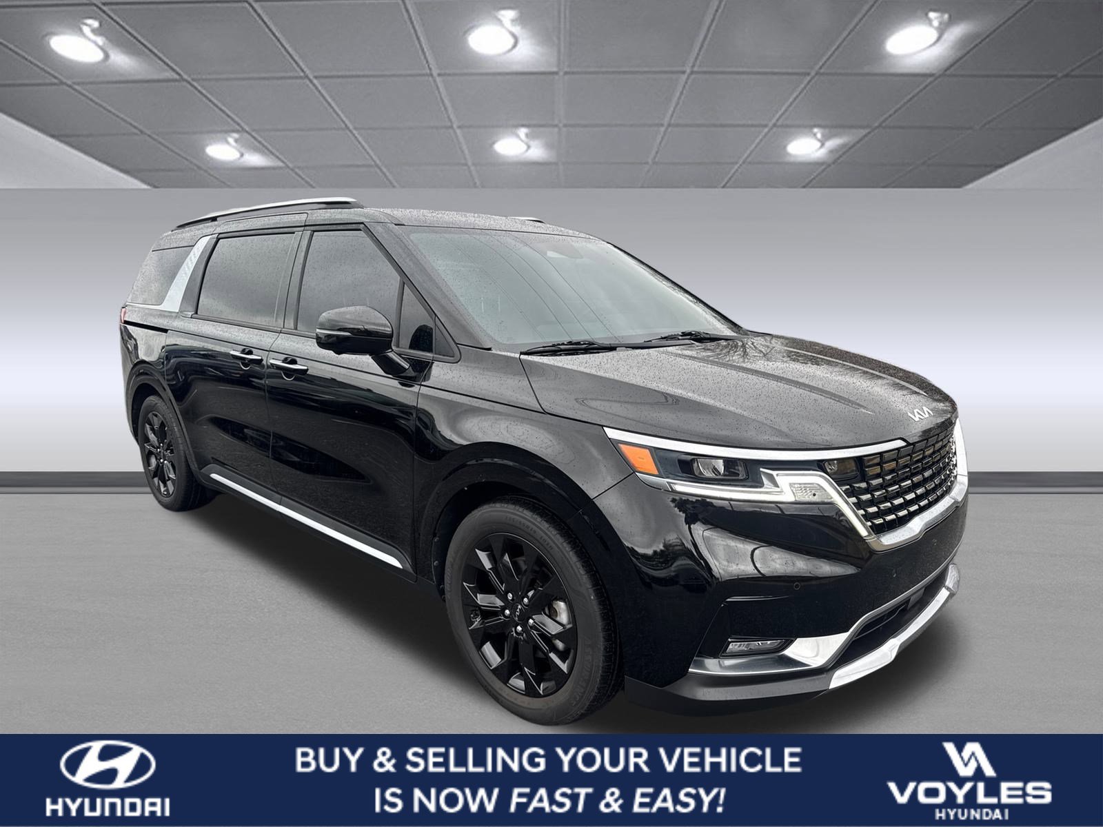 2022 Kia Carnival SX's photo