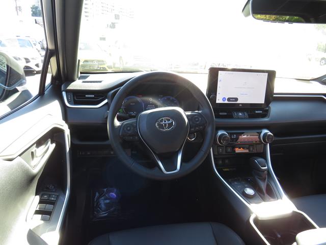 2023 Toyota RAV4 Prime XSE photo 8