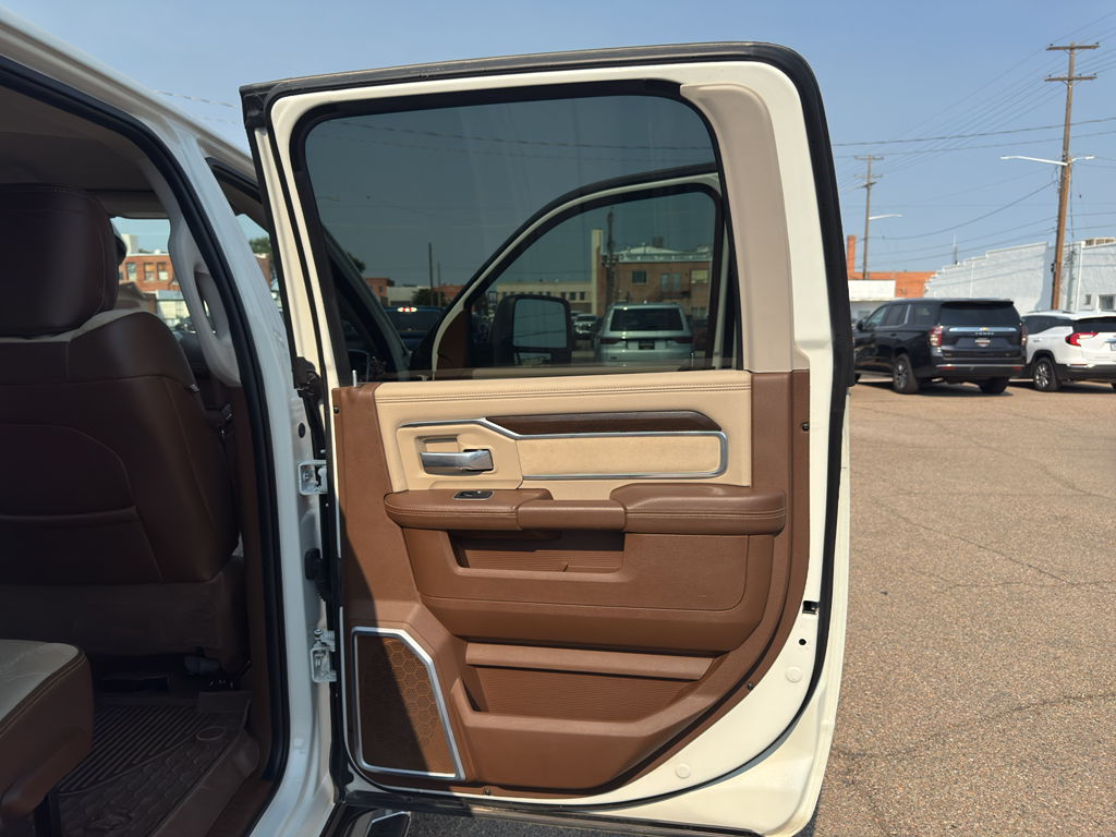 2023 Ram 2500 Laramie photo 13
