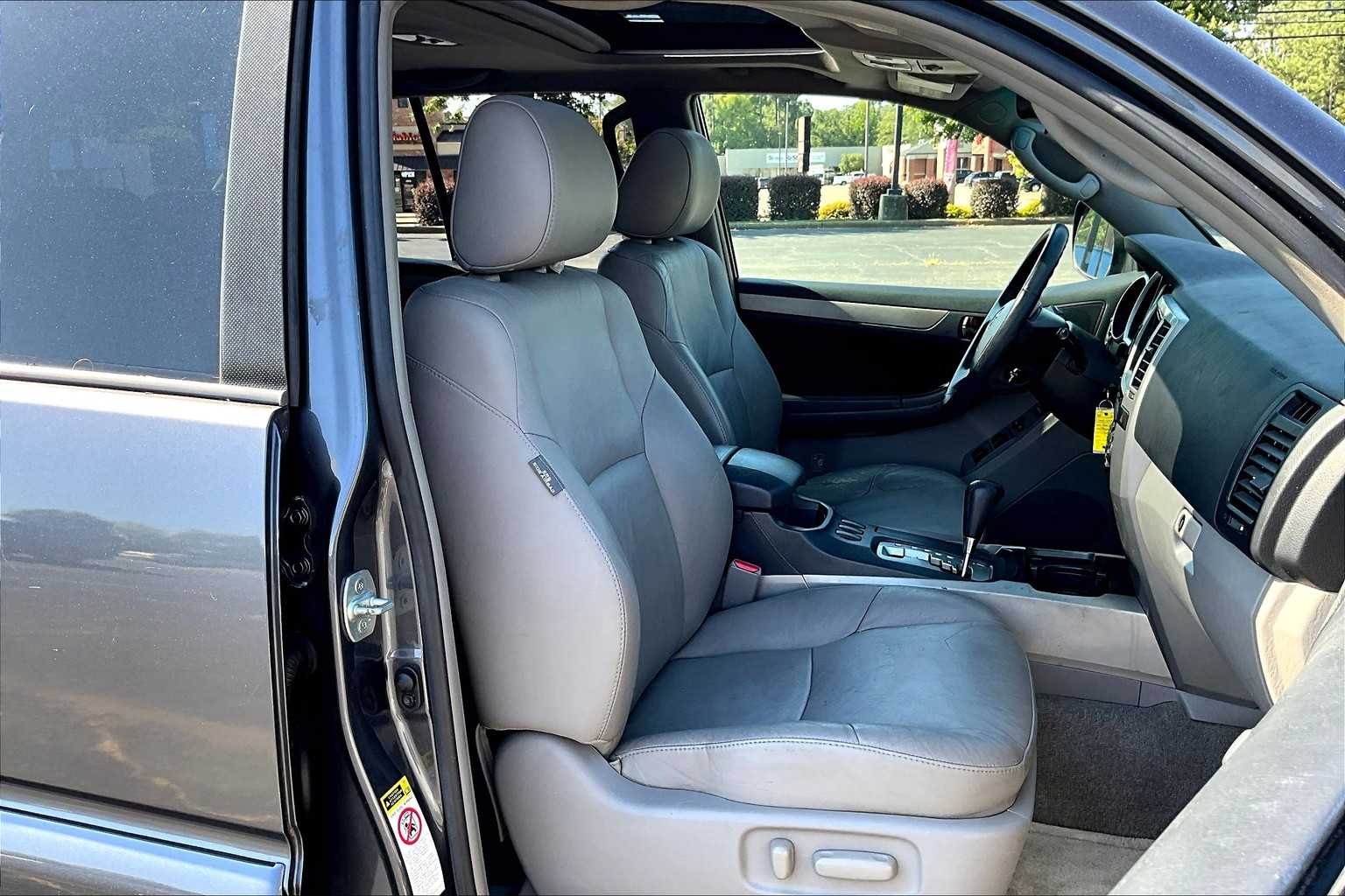 2007 Toyota 4Runner SR5 photo 6