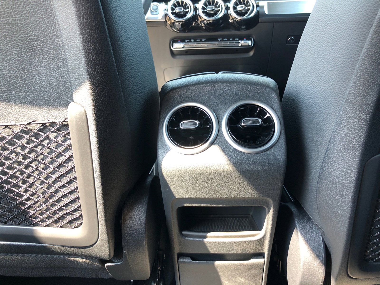 2025 Mercedes Benz GLB 250 4MATIC photo 19