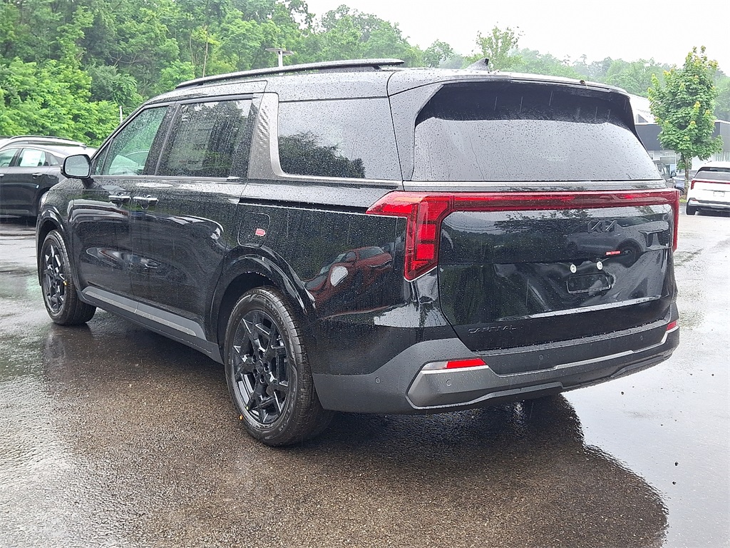 2026 Kia Carnival SX photo 4