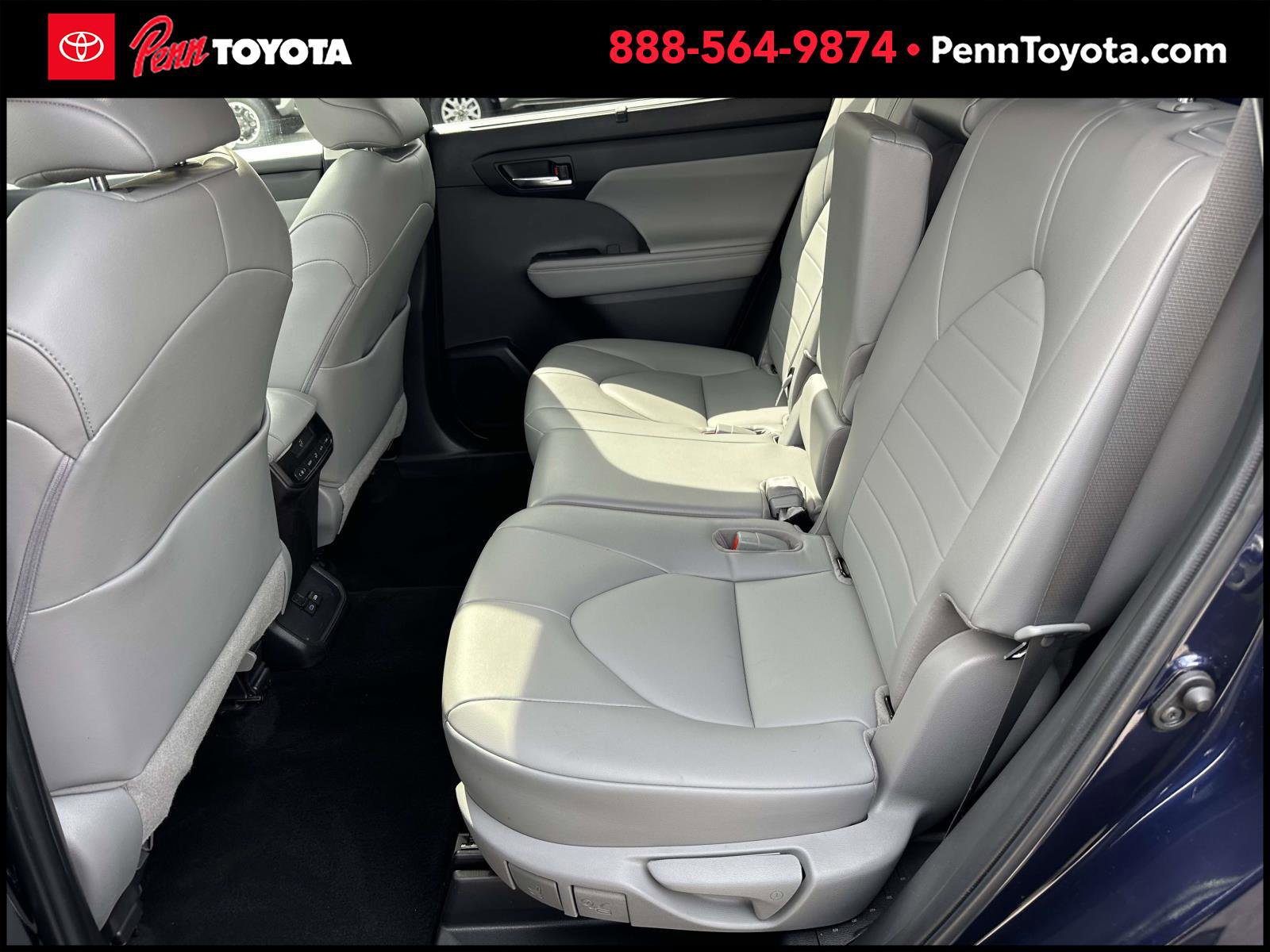 2022 Toyota Highlander XLE photo 15