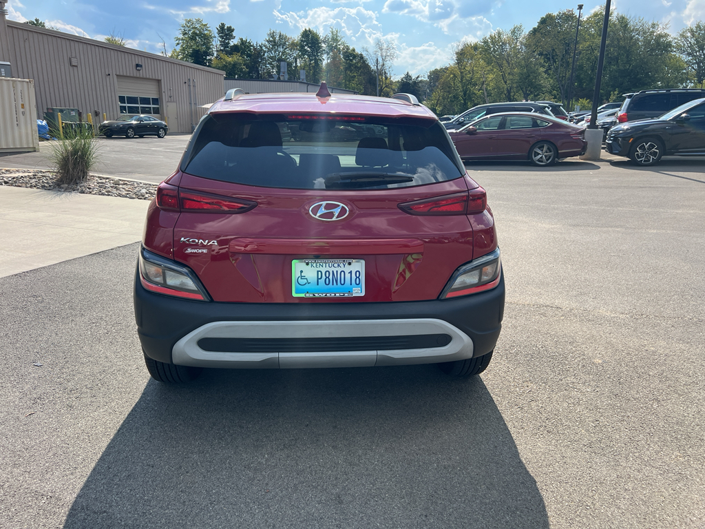 2022 Hyundai Kona SEL photo 8