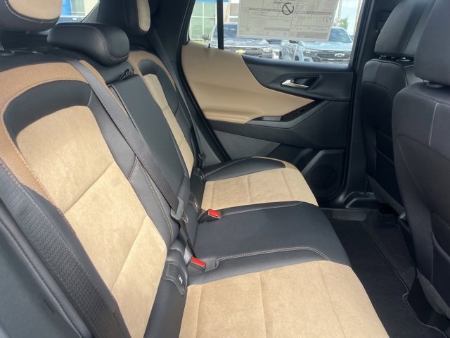 2026 Chevrolet Equinox ACTIV photo 16