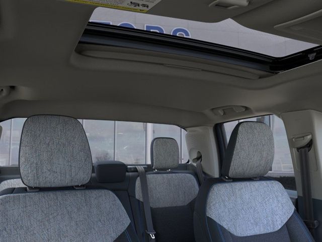 2025 Ford Maverick XLT photo 9