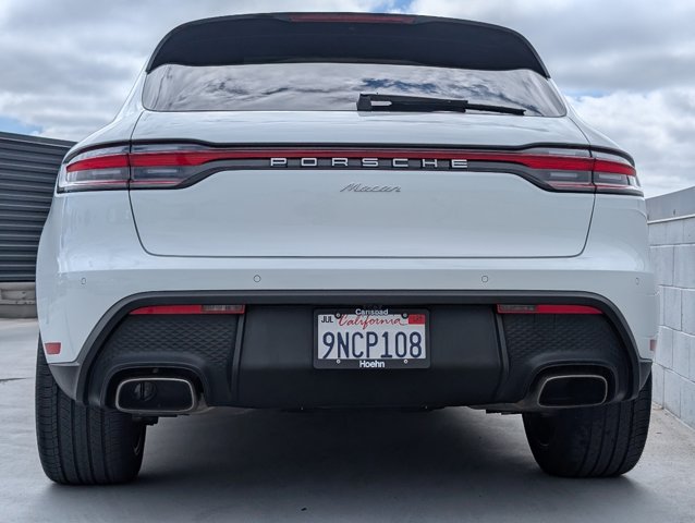 2024 Porsche Macan T photo 11