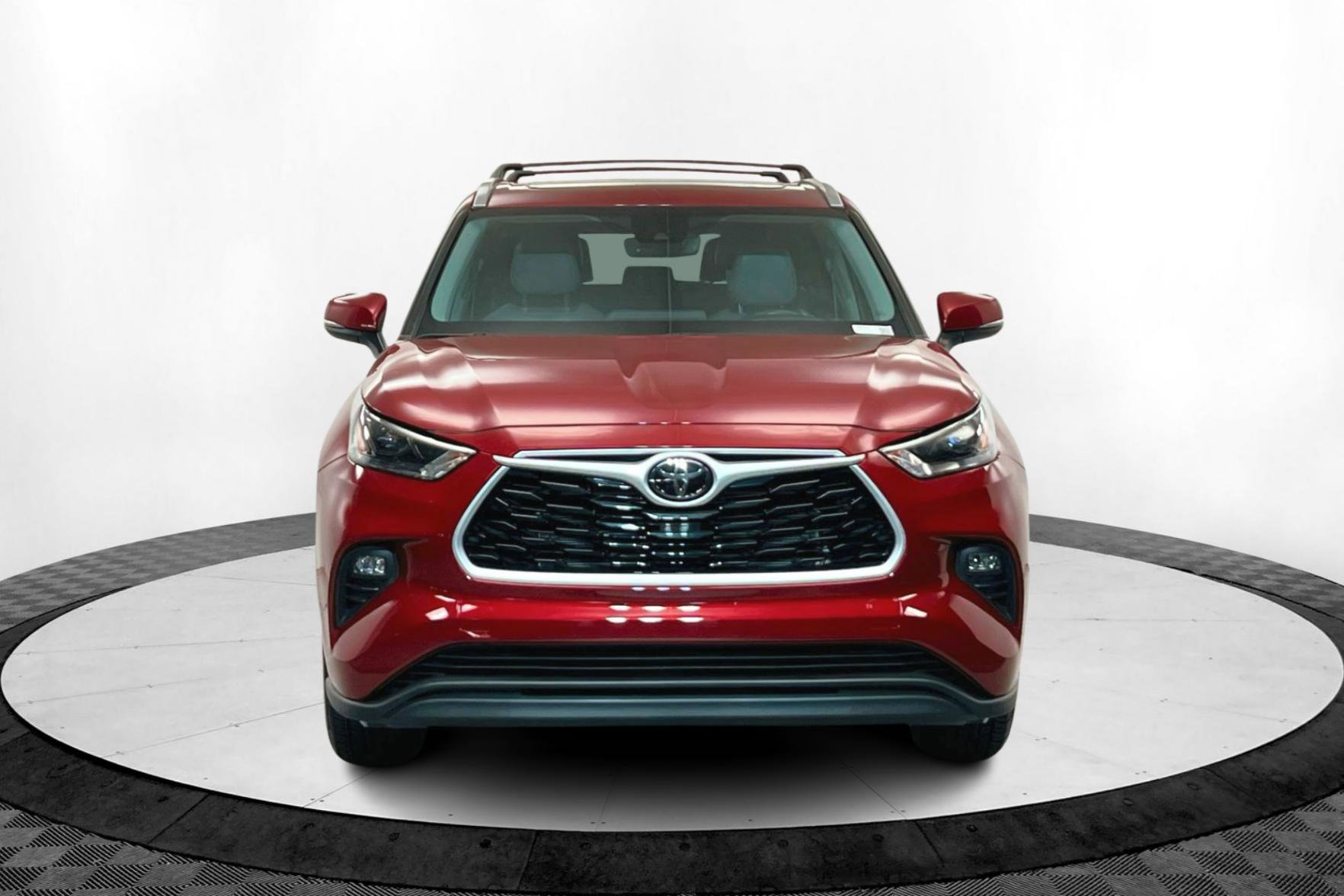2023 Toyota Highlander XLE photo 8
