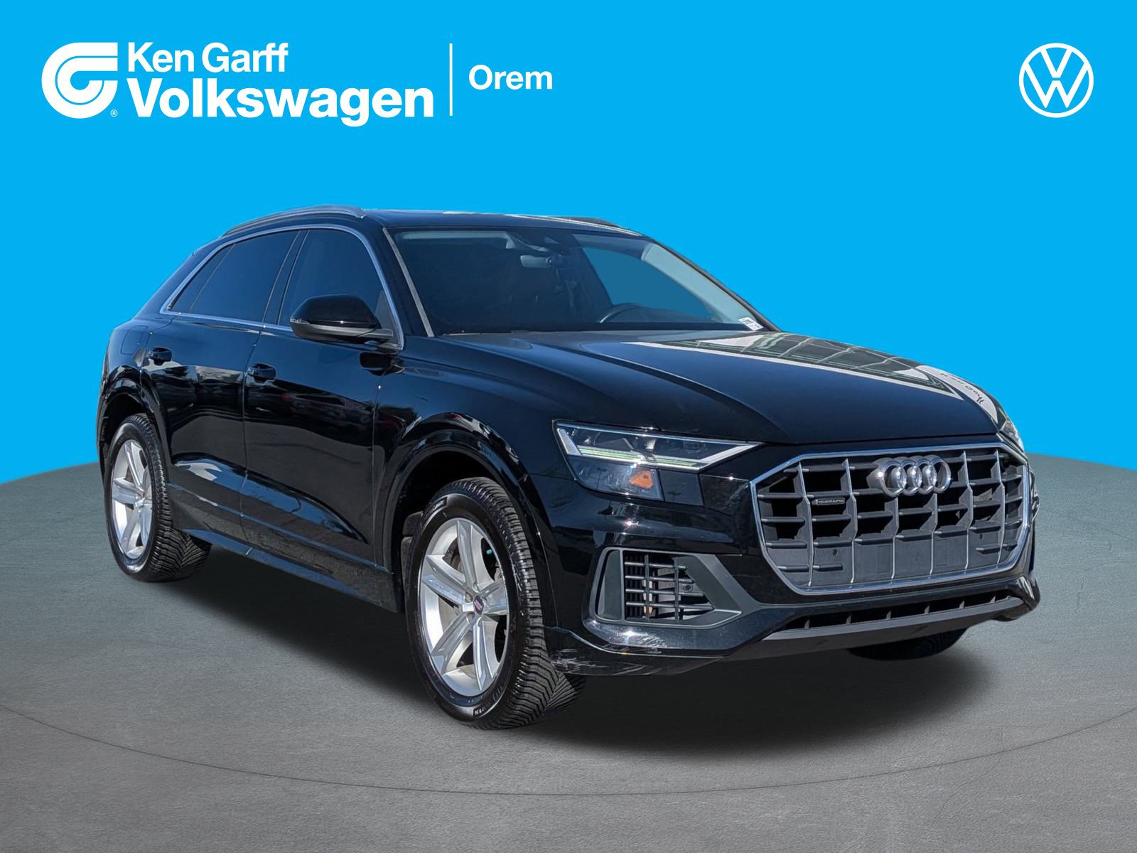 2019 Audi Q8 Premium's photo