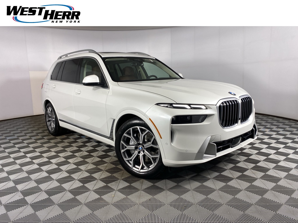 2026 BMW X7 40i's photo