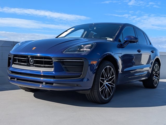2024 Porsche Macan Base