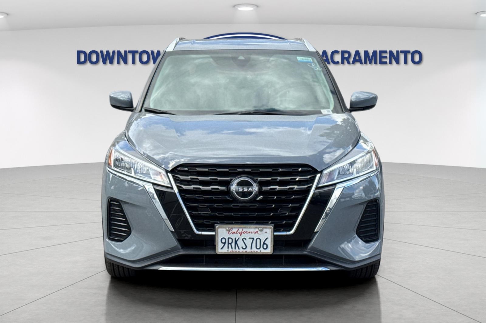 2022 Nissan Kicks SV photo 10