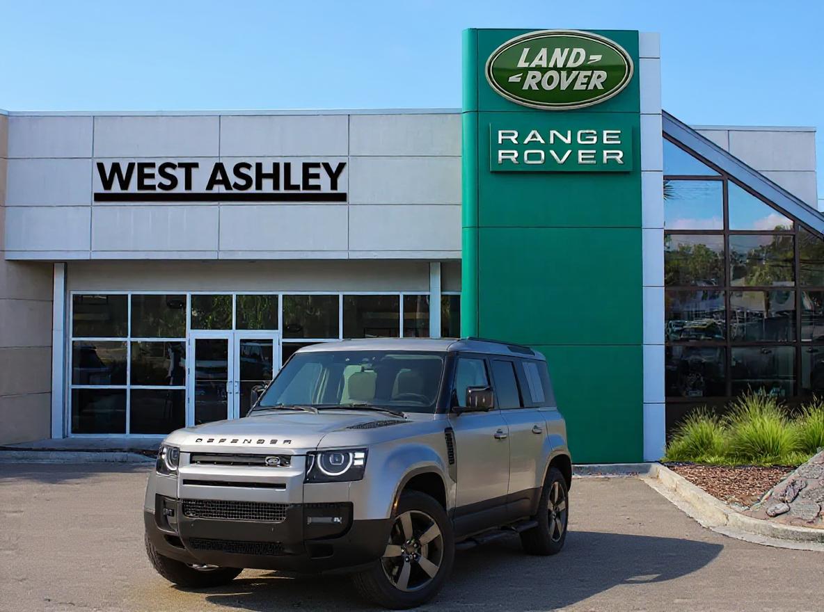 2026 Land Rover Defender X-Dynamic SE's photo