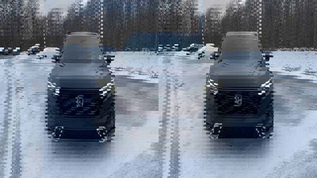 2023 Honda CR-V Hybrid Sport Touring photo 3