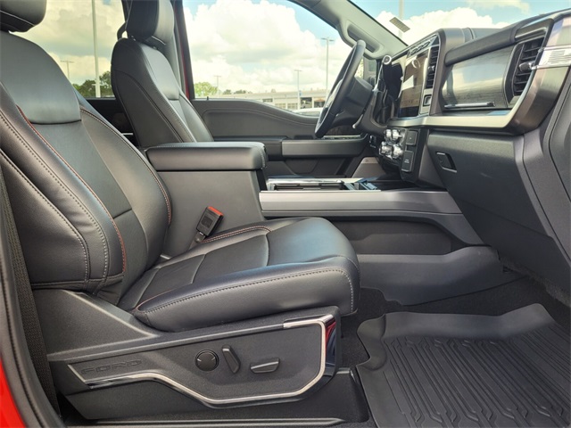 2024 Ford F-250 Lariat photo 17