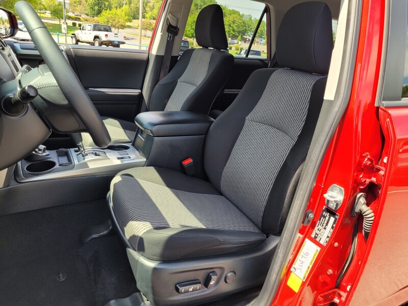 2023 Toyota 4Runner SR5 photo 4