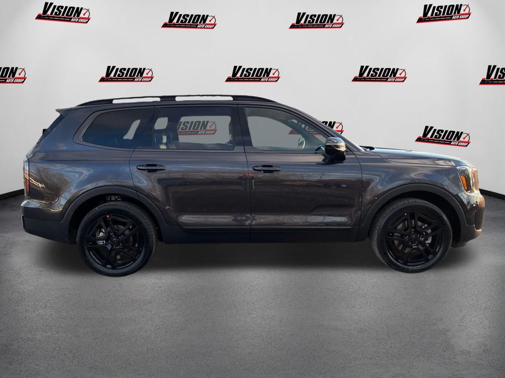 2025 Kia Telluride SX Prestige X-Line photo 4