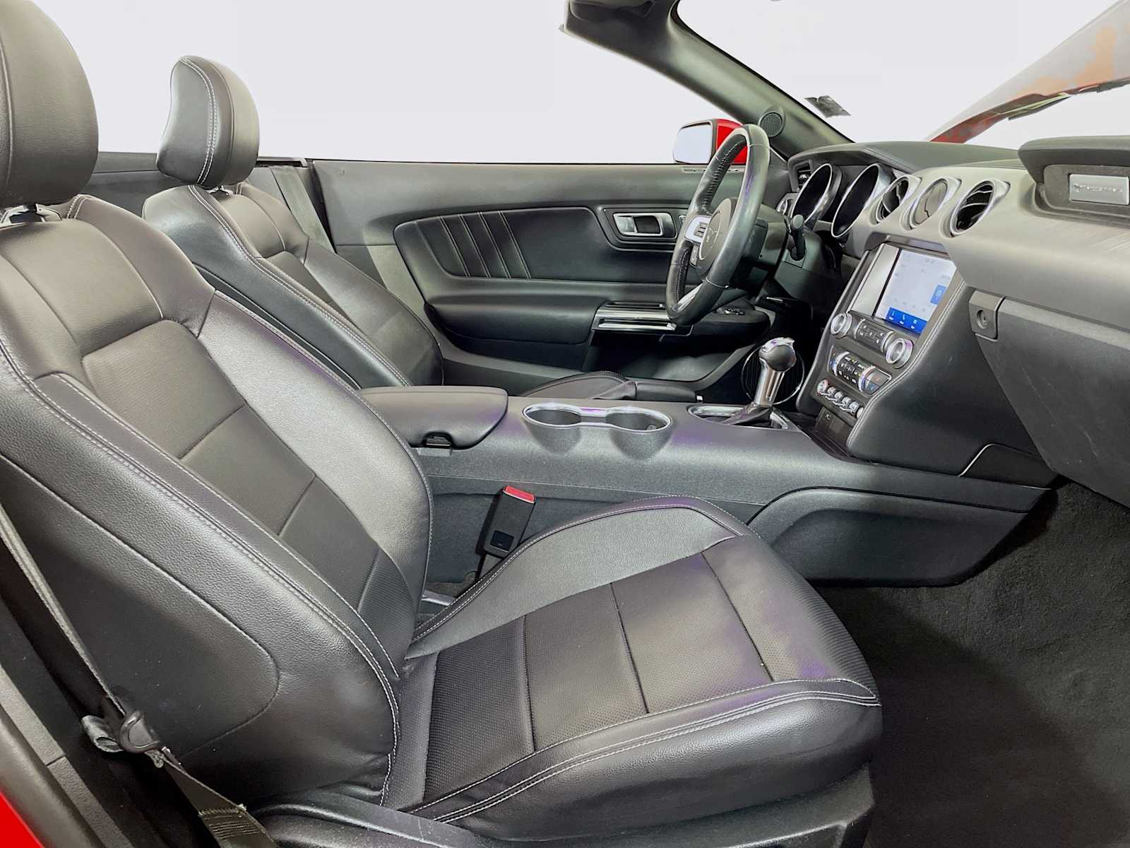 2022 Ford Mustang EcoBoost Premium photo 26