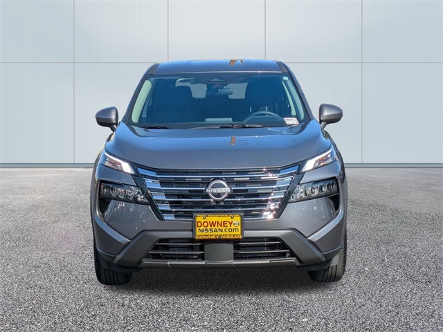 2026 Nissan Rogue SV photo 3