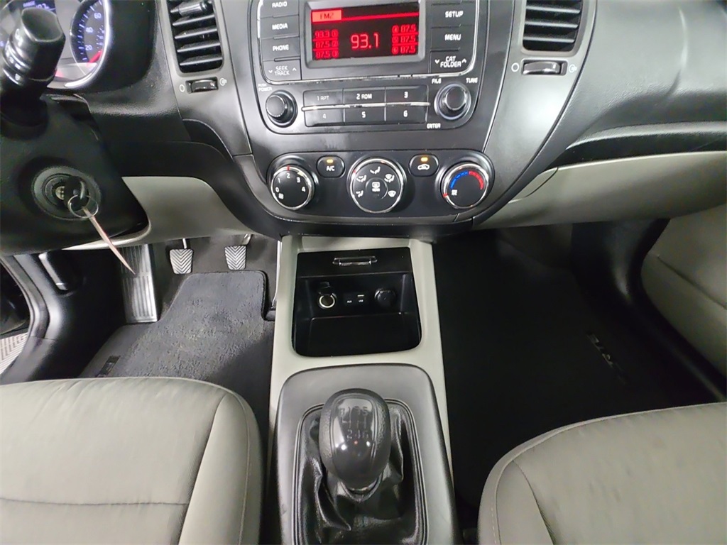 2015 Kia Forte LX photo 11