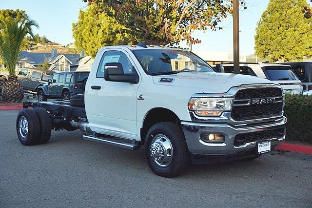 New 2023 Bright White Clear-Coat Exterior Paint RAM TRADESMAN Chassis Cab image 5