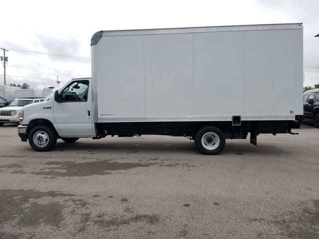 2026 Ford E-450 photo 6
