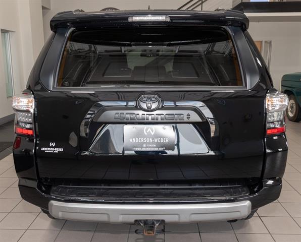 2022 Toyota 4Runner TRD Off-Road Premium photo 13