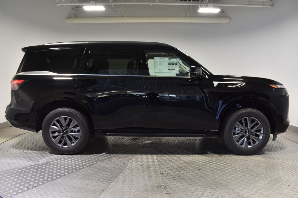 2026 Infiniti QX80 Pure photo 6