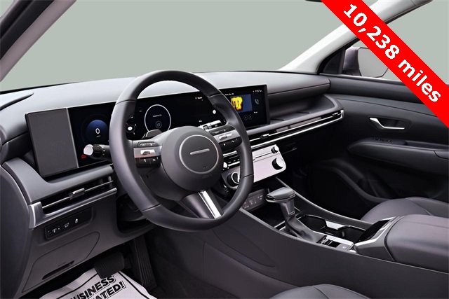 2025 Hyundai Tucson SEL Convenience photo 2