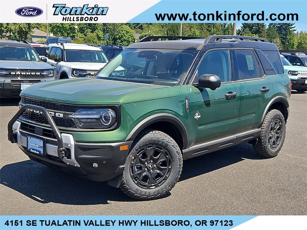 2025 Ford Bronco Sport Outer Banks photo 2