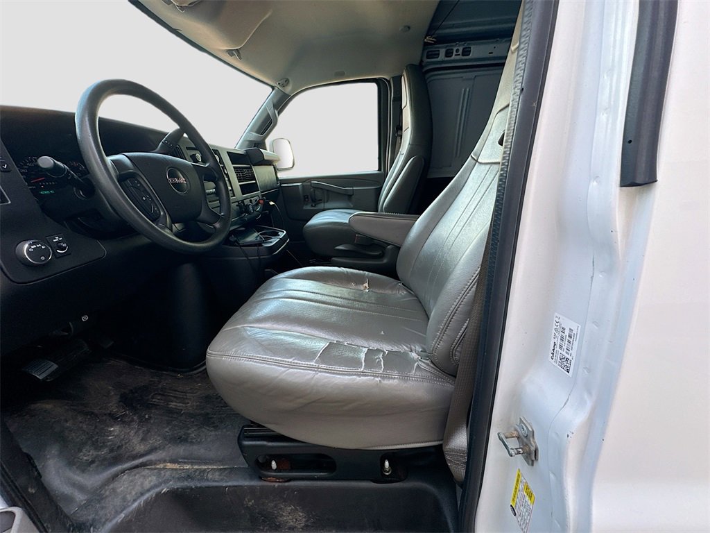 2016 Gmc Savana Cargo 3500 photo 18