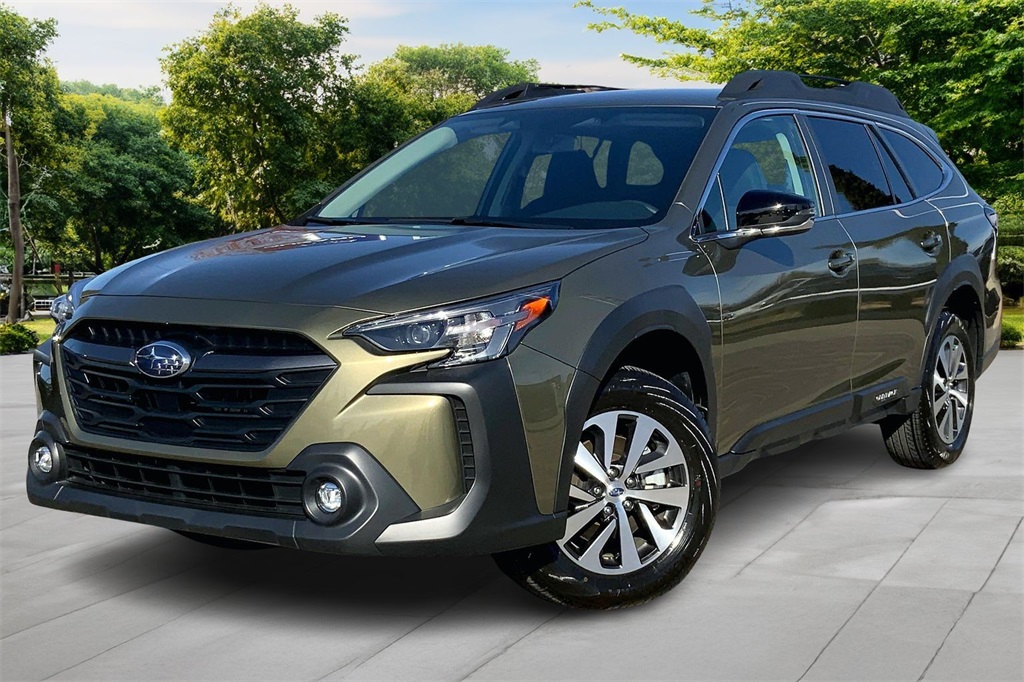 2025 Subaru Outback Premium's photo