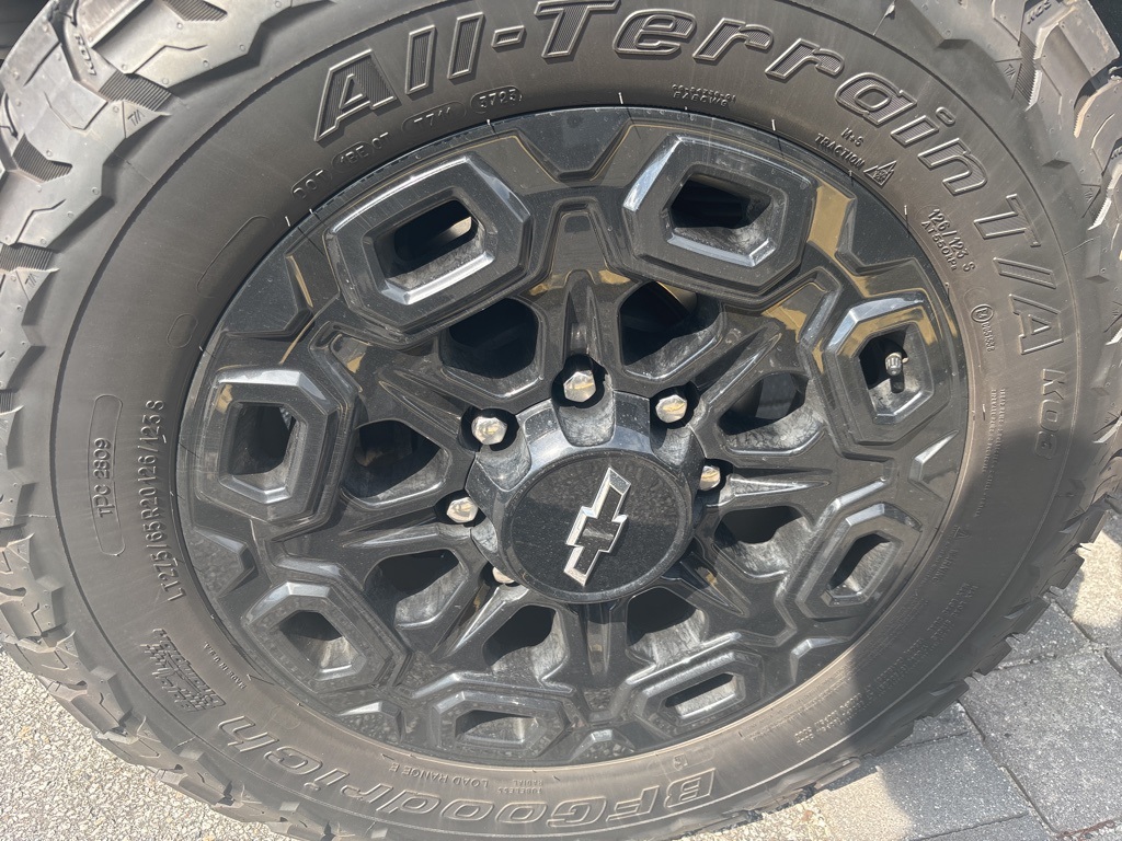2024 Chevrolet Silverado 2500HD LTZ photo 7