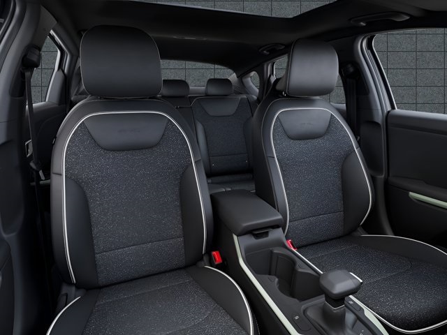 2025 Kia K4 GT-Line photo 14