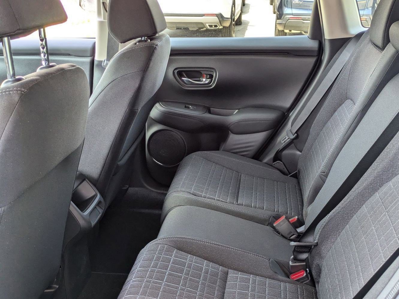 2026 Honda HR-V LX photo 13