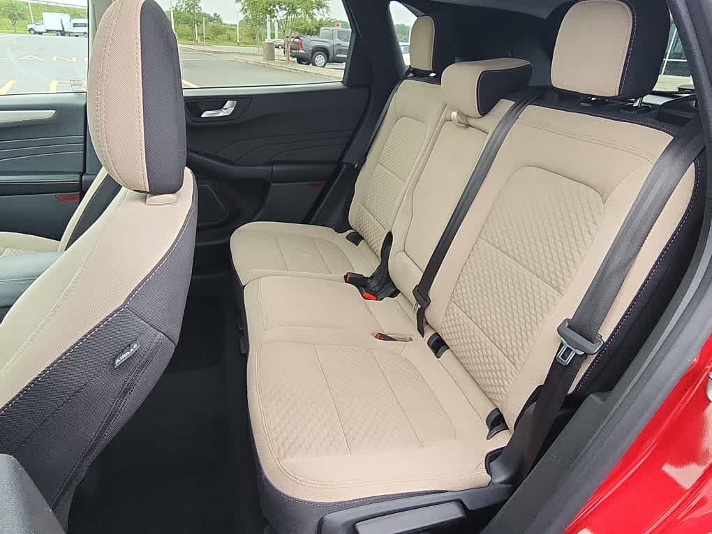 2021 Ford Escape SE Sport photo 6