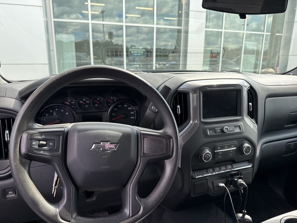 2020 Chevrolet Silverado 1500 Custom Trail Boss photo 3