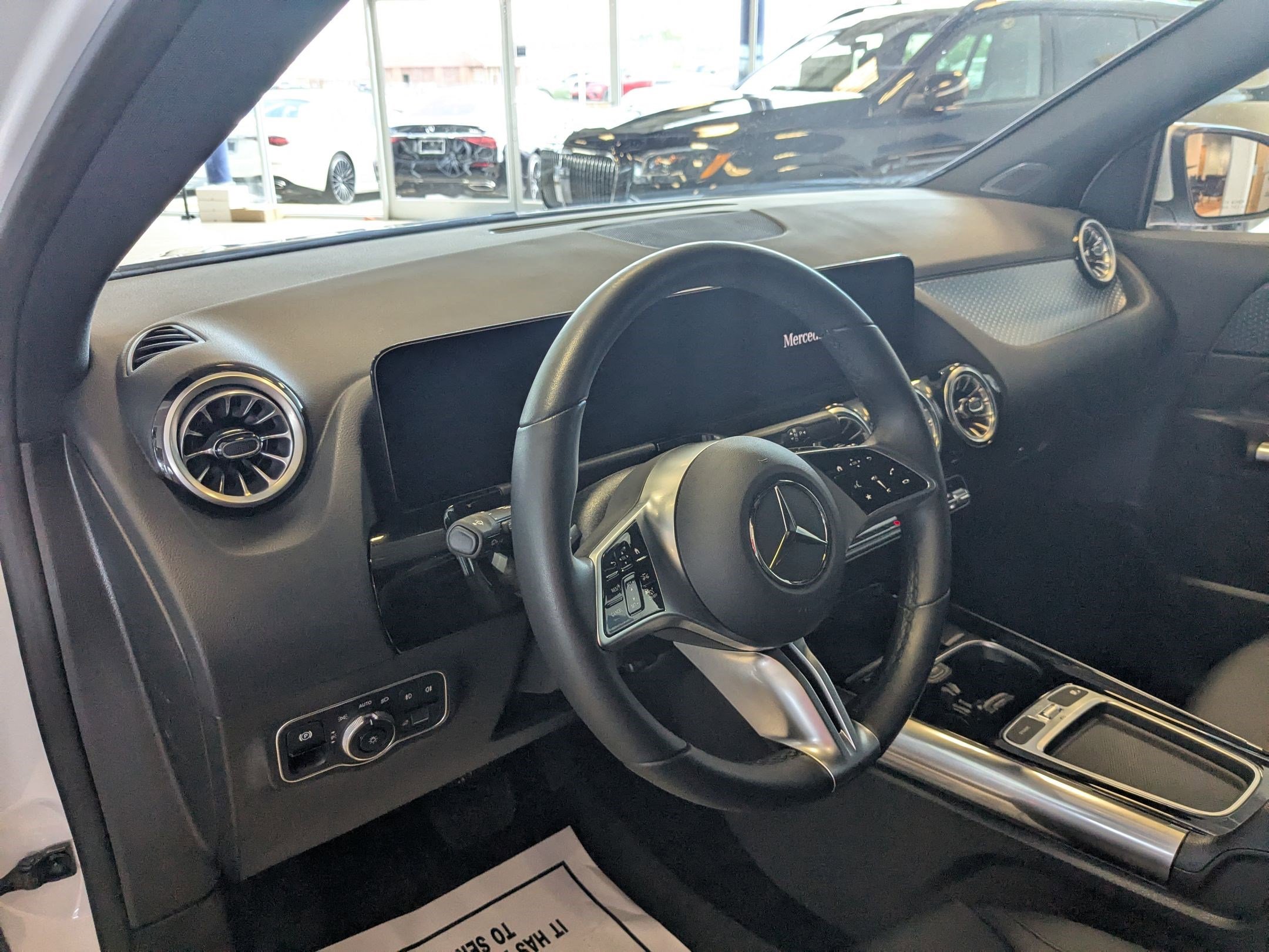2024 Mercedes Benz GLA 250 4MATIC photo 12