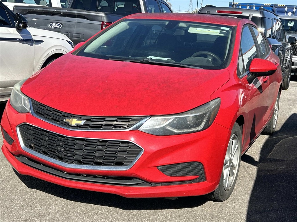 2018 Chevrolet Cruze LT photo 3