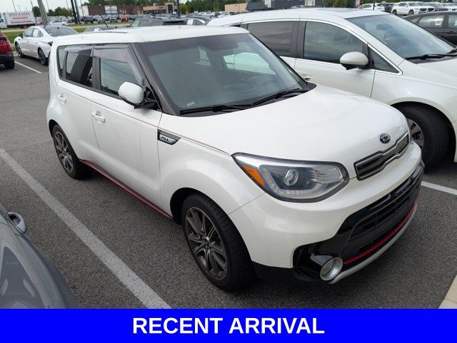 2019 Kia Soul Exclaim photo 2