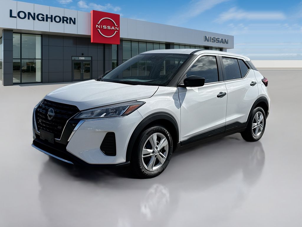 2025 Nissan Kicks Play S photo 3