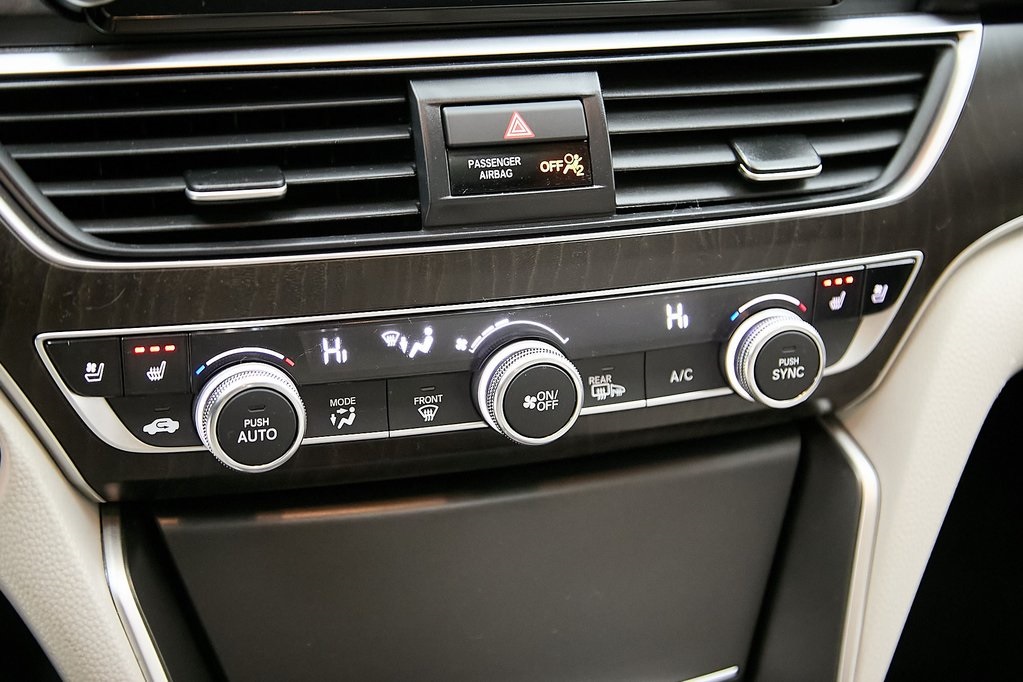 2021 HONDA ACCORD - Image 18