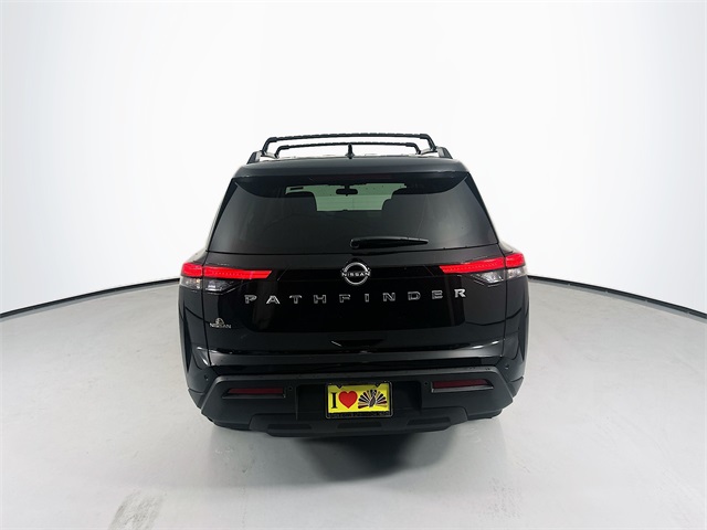 2025 Nissan Pathfinder SV photo 4