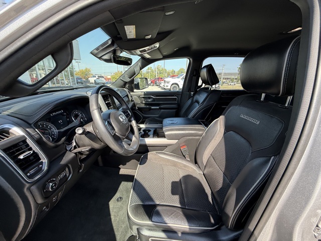 2022 Ram 1500 Laramie photo 13