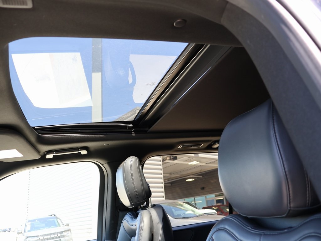 2024 Lincoln Navigator L Standard photo 28