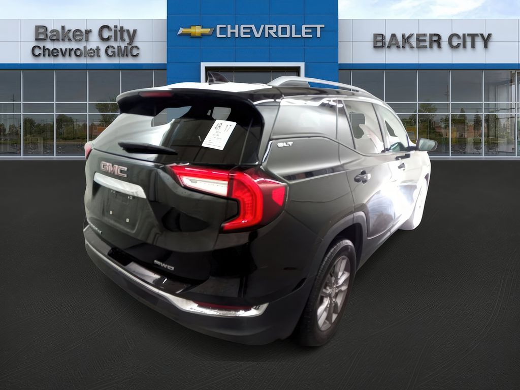 2024 Gmc Terrain SLT photo 4