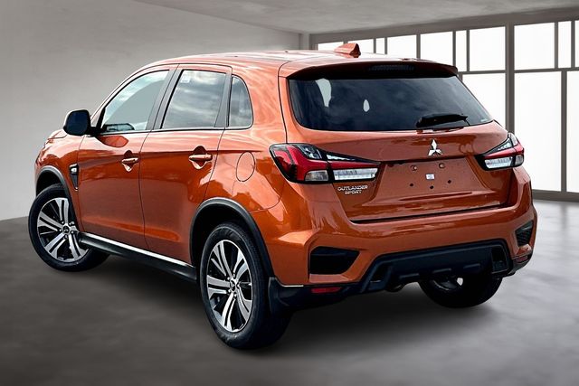 2025 Mitsubishi Outlander Sport ES photo 4